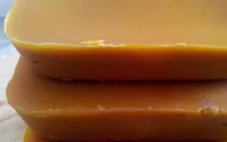 蜂蜡的颜色，纯品一般呈白色