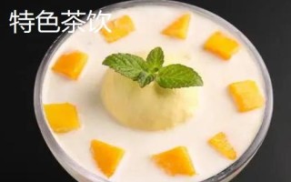 海南省三亚市的特产,椰子是当地特有的水果之一