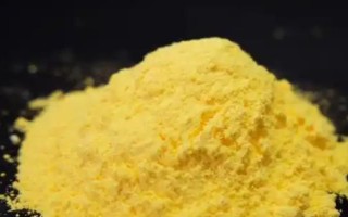 鹦鹉鱼烂头病怎么治疗，可以用甲硝唑或者红霉素治疗