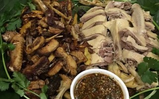 靖西大麻鸭的特点，其体型硕大且产蛋率高