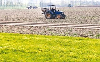 新农机动力不足的原因，是为了抑制新车的动力