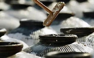 南方立冬习俗,包括祭祀、补冬、酿黄酒等活动