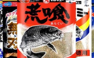 野钓鲤鱼有哪些饵料比较好用,蚯蚓、玉米、红薯均为不错的选择