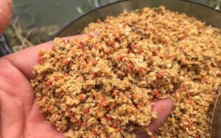 化氏鲫鱼饵料配方，根据鱼情和水情搭配饵料