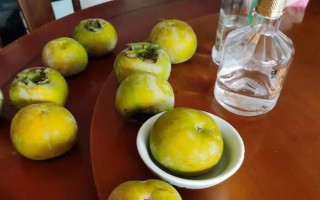 柿子怎么催熟，可以用酒精催熟或苹果催熟