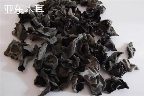 西藏那曲市的特产，酥油是藏族人不可缺少的食品