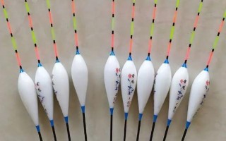 钓鲫鱼用什么漂，首先选择流线型或者枣核型的漂