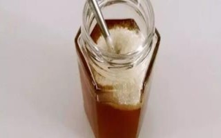 蜂蜜掺白糖后有什么特征,掺糖蜂蜜的香味会变淡