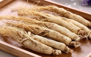 人参叶子的外形特征，呈扁平状