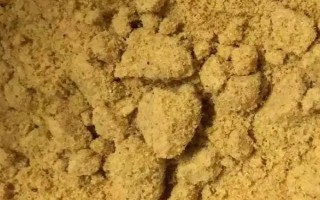 怎么配制鹦鹉奶粉，将奶粉和水按比例调配即可