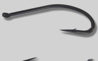 7号丸世钩的尺寸，钩门宽4.7毫米、钩身长12.3毫米