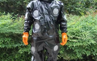 虎头蜂防蜂服的价格，一套需要180-240元左右