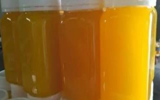 结晶后的葵花蜜呈哪种颜色，一般呈浅黄色细粒状