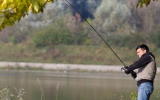 钓鲢鳙能不能用抛竿，可以使用且比较普遍