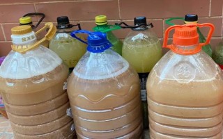 自制肥料的做法和配方，废菜叶、瓜果皮、鱼鳞等都可以腐熟制成肥料