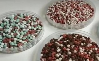 常用化肥性状的简易鉴定方法,看颗粒硬度与均匀性