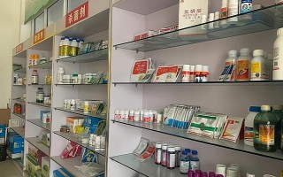 如何识别假冒伪劣农药,可以看是否结块、分层等