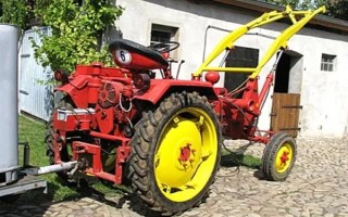 电动农机具使用注意事项,需有接地装置