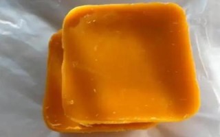 什么是蜂蜡,指工蜂分泌的脂肪性物质