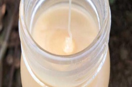 荔枝蜜的结晶状态，蜜源、结晶状态和价格均不同