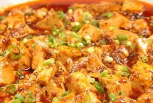 成都有哪些菜品，担担面属于成都著名小吃