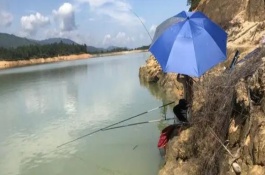 水库钓鱼用什么竿钓好，用面饵最为合适