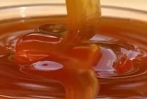 蜂蜜结晶要如何处理，由蜜蜂采集丹参花蜜酿制而成