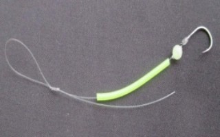 子线的绑法图解，子线对折后长度一般为10-25厘米