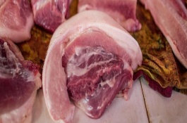 国家猪肉储备保存几年，生猪饲料成本上升、管理成本增加均可导致