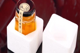 购买蜂蜜的注意事项，根据气味、味道、有无气泡进行分辨