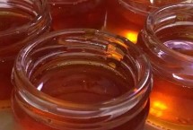 正宗枣花蜜的价格，品质好的枣花蜜一斤需要80-100元左右