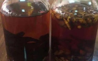 一斤蜂胶可以泡几斤酒，使用白酒一般可以泡10斤左右