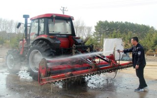 农机在高温天气下作业的注意事项,要使用凝点较高的柴油