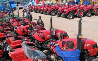 挑选农机具的注意事项，在证照齐全、有固定经营场所的单位那里购买