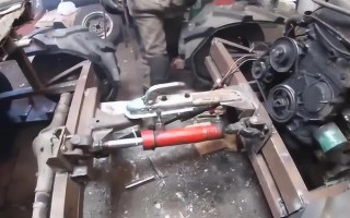 拖拉机底盘的修理新技术,转向机构的检查不能掉以轻心