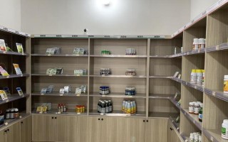 如何识别假冒伪劣农药,可以看是否结块、分层等