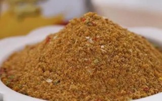 钓鱼饵料轻麸是什么做的，麸类经特殊工艺加工而成的