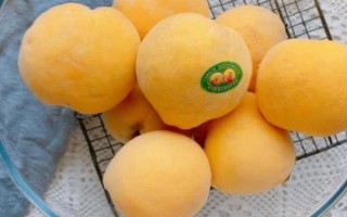 黄桃内部呈红色能不能吃，果肉变红表示已经熟透